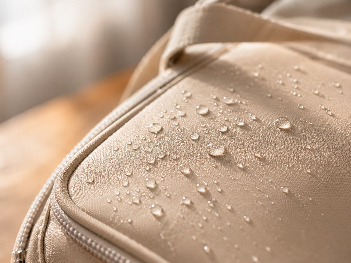 Sac à langer imperméable : ce que le mot recouvre vraiment Image