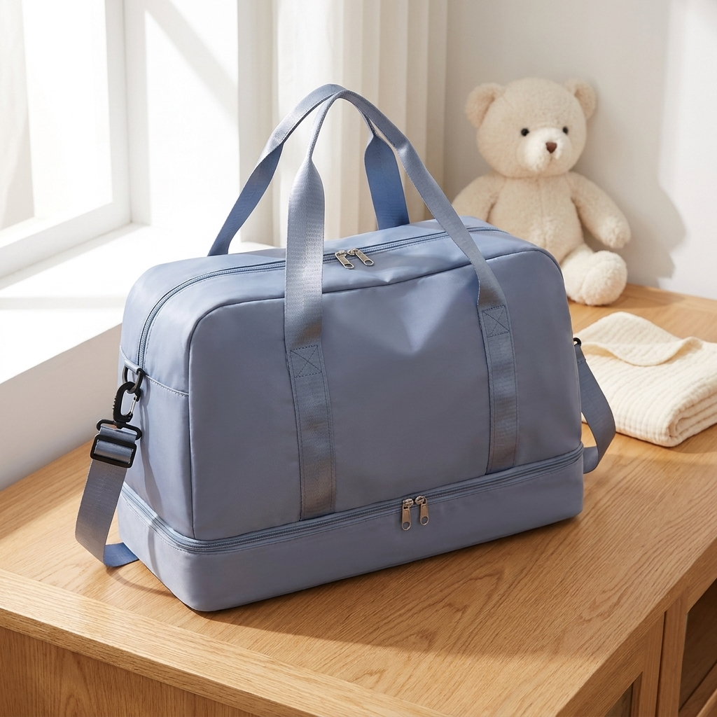 Sac à langer week-end, bleu gris, compartiment séparé, en situation