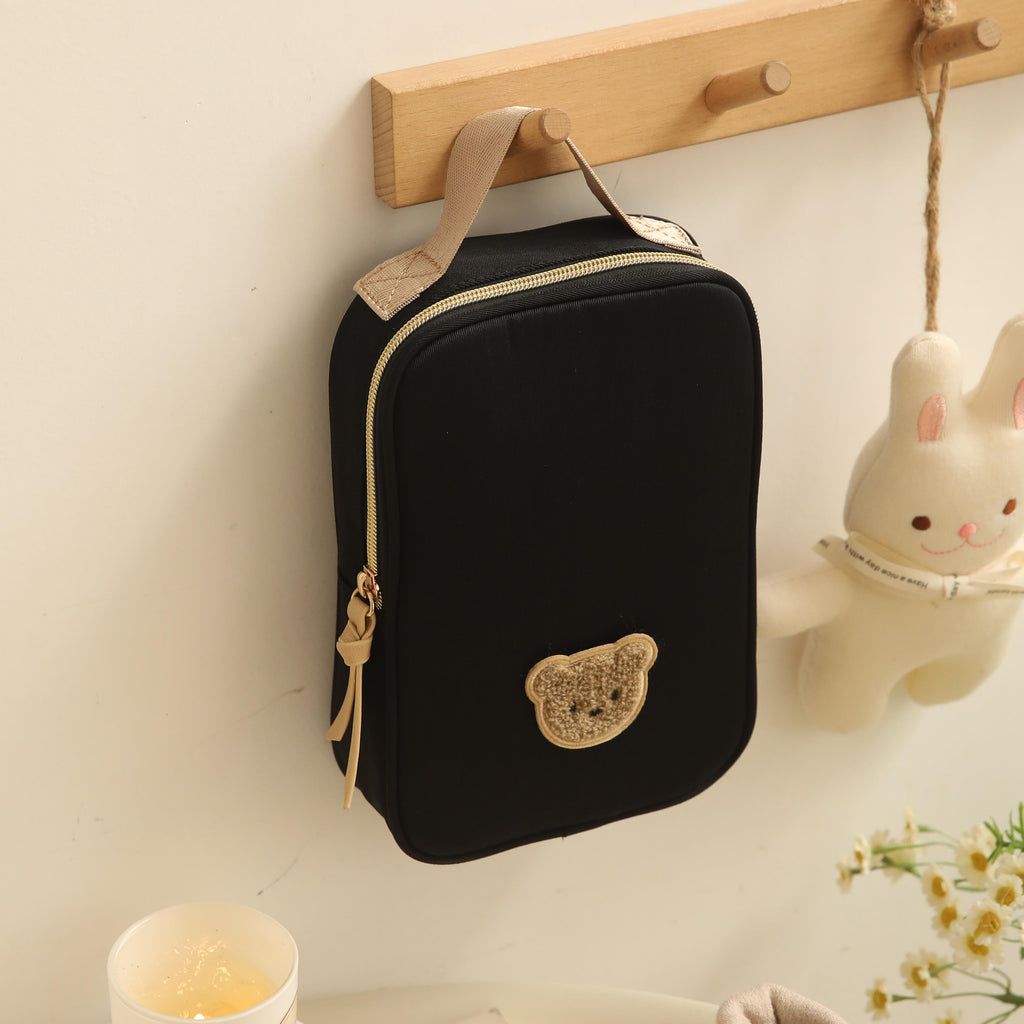 Pochette à lingettes brodée ourson, 2 coloris