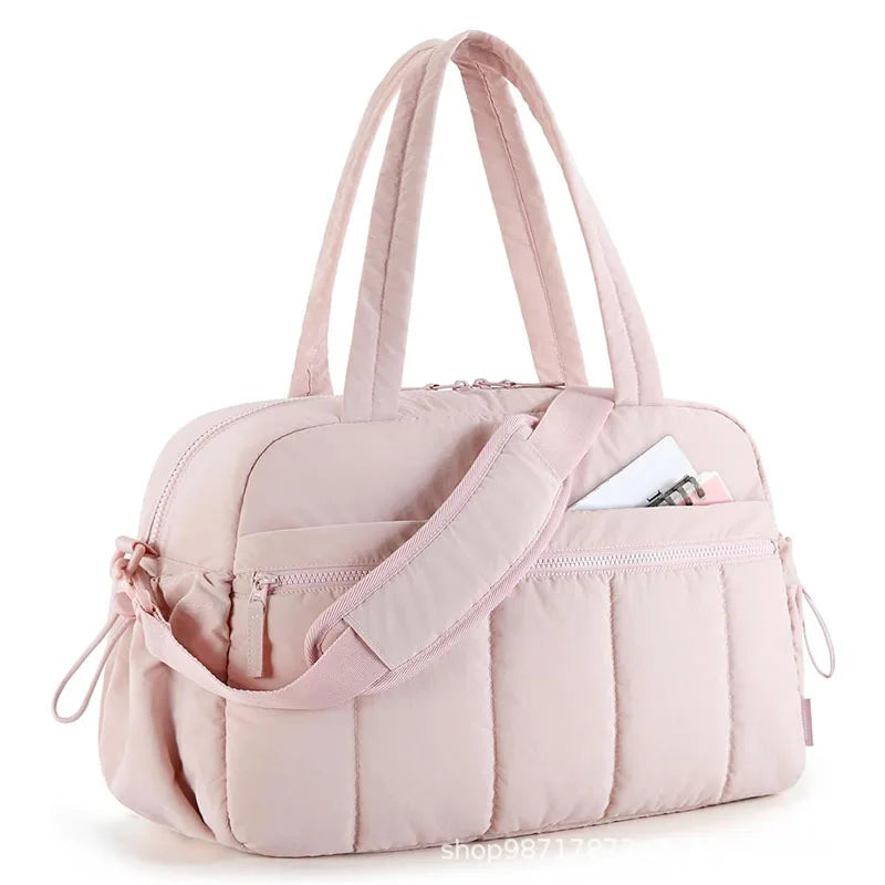 Sac à langer pour bébé : le compagnon polyvalent des jeunes parents